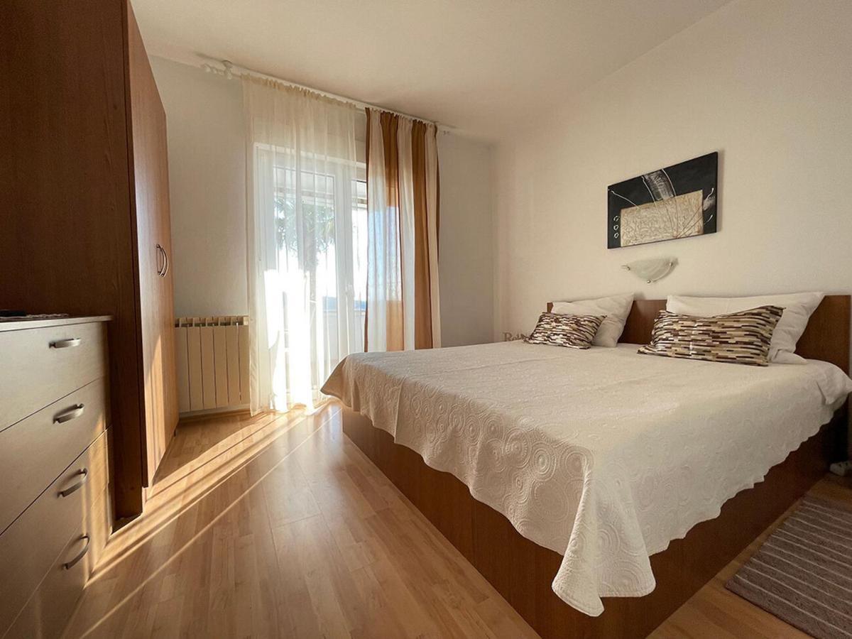 Apartments Near The Sea Barbat Barbat na Rabu Εξωτερικό φωτογραφία