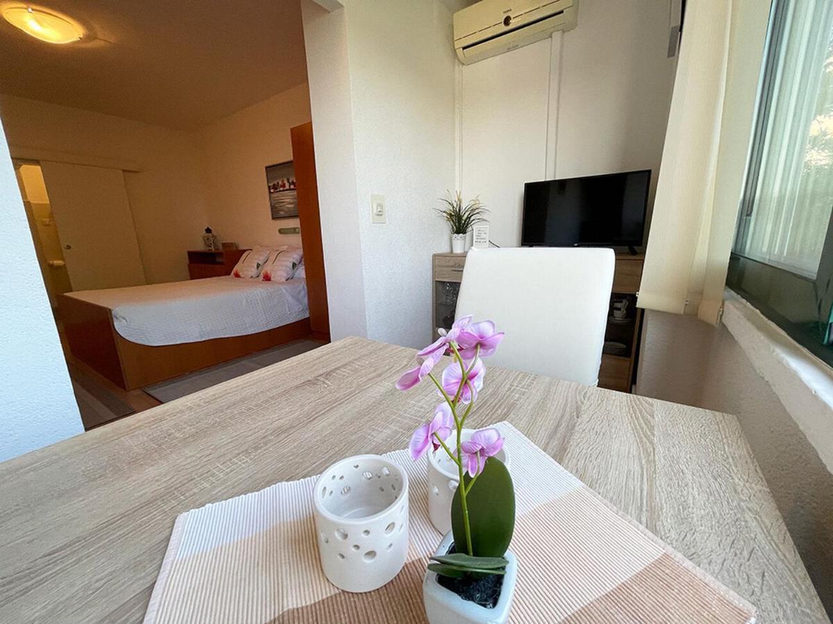 Apartments Near The Sea Barbat Barbat na Rabu Εξωτερικό φωτογραφία
