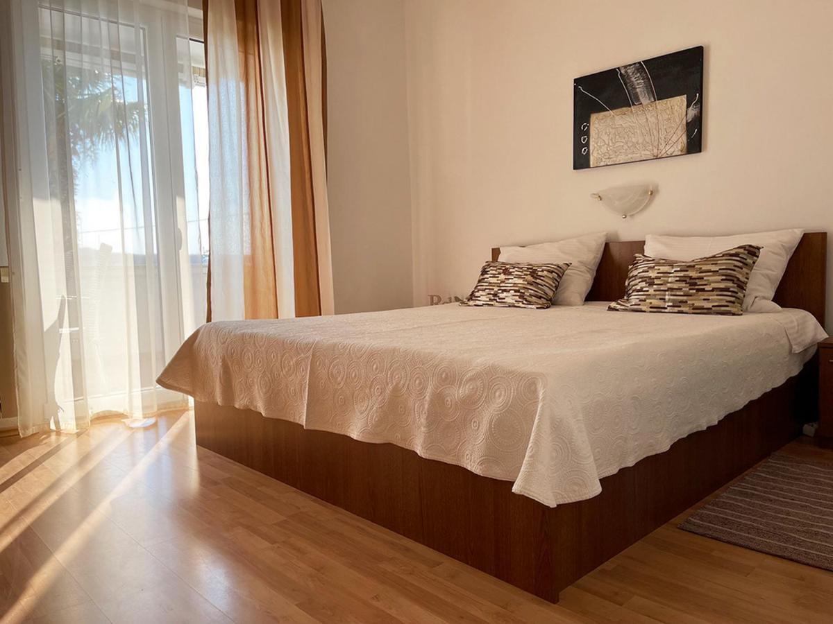 Apartments Near The Sea Barbat Barbat na Rabu Δωμάτιο φωτογραφία