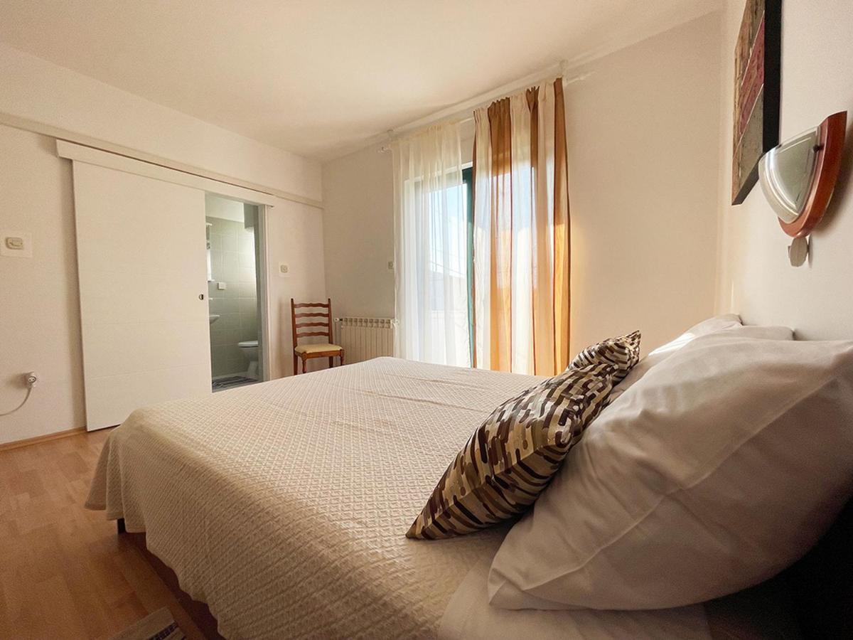 Apartments Near The Sea Barbat Barbat na Rabu Δωμάτιο φωτογραφία